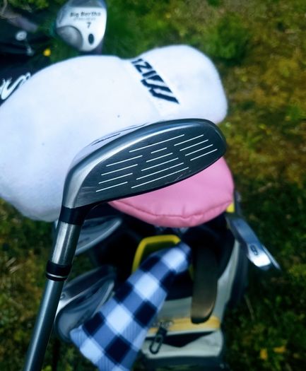 Set of Ladies Golf Clubs