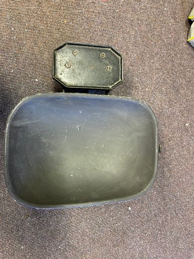 Vintage Salter weighing scale