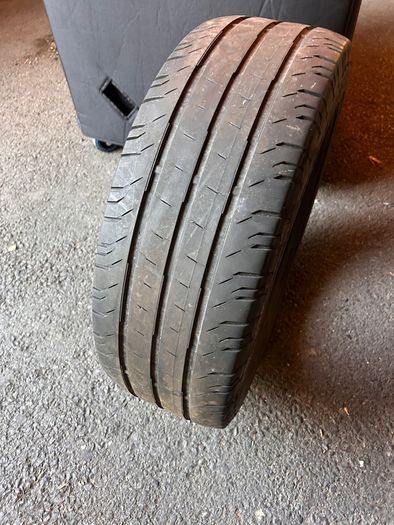 Continental ContiVan Contact 200 Van Tyre 235/65 R16C