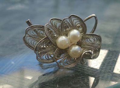 Beautiful old Silver Broach with Pearls