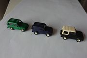 3 Suzuki SJ model cars