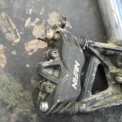 Zx600r front brake calipers