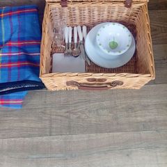 picnic basket