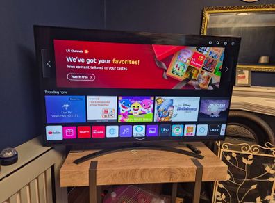55 inches smart TV