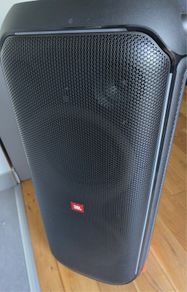 JBL party box 710