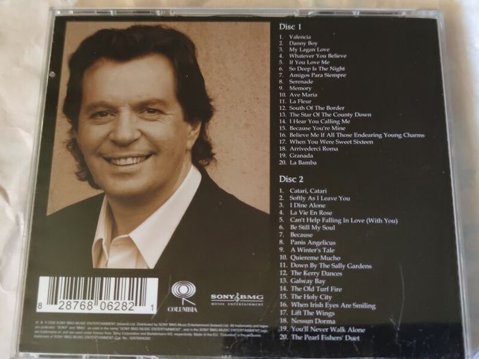 The Essential Finbar Wright double Cd