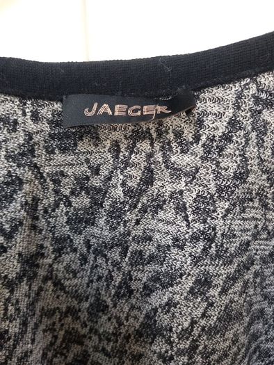 Jaeger 100% Knitted Wool Cape