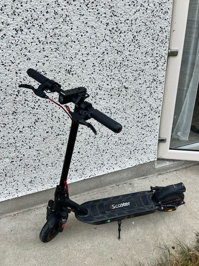Electronic Scooter