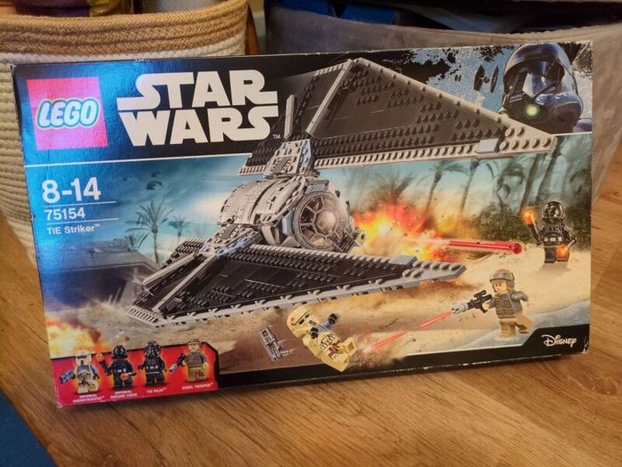 Lego #75154 TIE Striker
