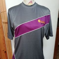 Ladies Sports fitness top, new with tags