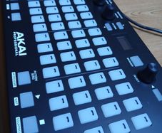 Akai Fire