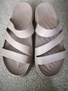 Women crocs sandals. Size 38