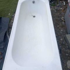 Large Retro Cast Iron Bath