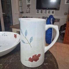 salad bowl and pitcher