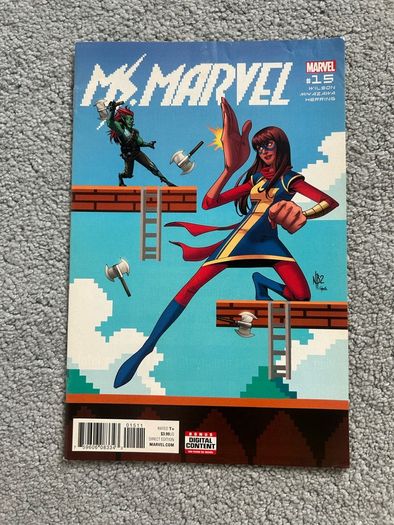 Captain Marvel, Ms Marvel & Elektra comic bundle