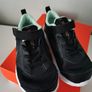 Unisex Nike. Uk 8.5 Image 3