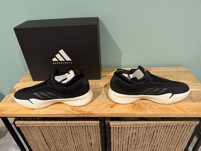 Adidas Dame 9 Size UK 11