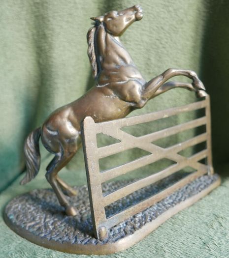 Vintage Large Solid Brass Horse on Base Horse Jumping Gate 11" x 9,5"