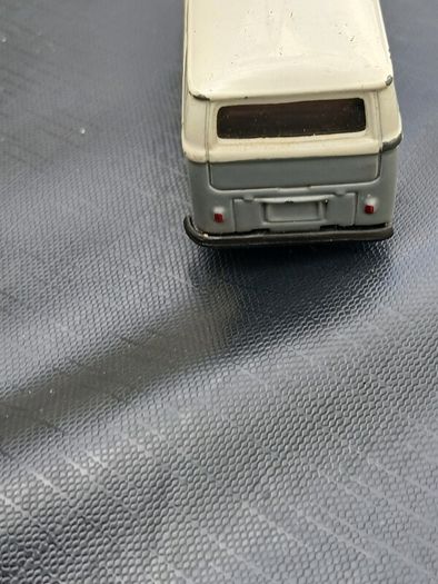 WELLY Diecast Volkswagen Micro Bus 1962