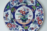 Vintage Real Ironstone China plate in Imari Pattern  diameter 26.5cm