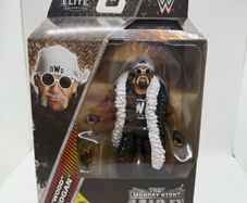 wwe elite Monday Night Wars Hollywood Hulk Hogan action figure