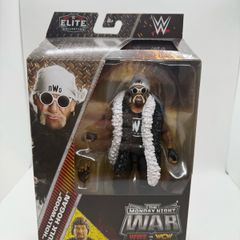 wwe elite Monday Night Wars Hollywood Hulk Hogan action figure