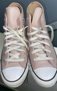 Converse nude hi tops