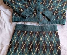 2 piece outfit age 10-11