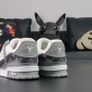 LV shoes Image 4
