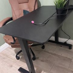 Electric Standing Desk