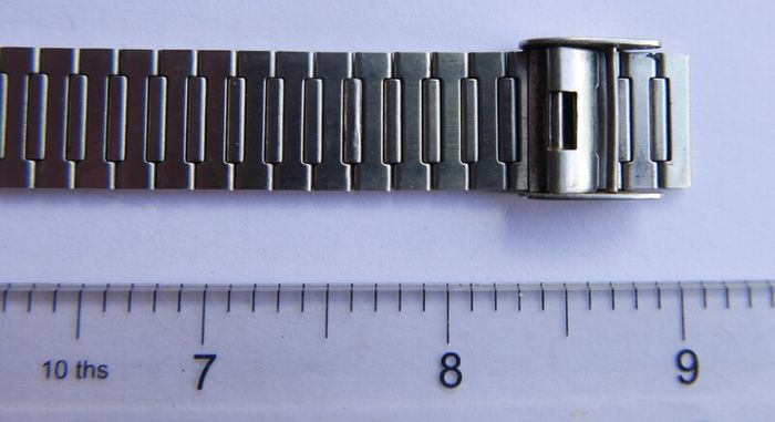 Vintage Q&Q Quartz Watch Men Silver White Day Date Analog New Battery works well