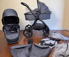 Like new Egg2 travel system pram buggy