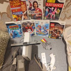 Wii with Sonic Winter Olympics and 6 other games