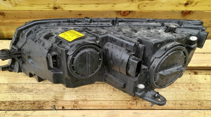 Genuine Skoda Octavia Front Bumper & Drivers Side Halogen Headlight