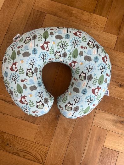 Breastfeeding pillow