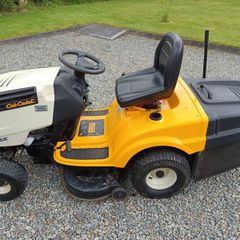 cub cadet ride on lawnmower