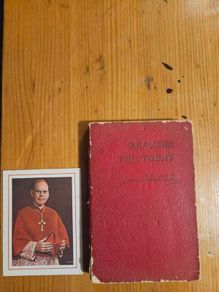 RARE. PRAYERS FOR Today Compiled By Bishop Terence Cooke Cardinal Of Newyork 1968 to 1983.  Complete With facsimile Signature On Cover And Hand Written Signature On Inside. Paperback In Good Condition.