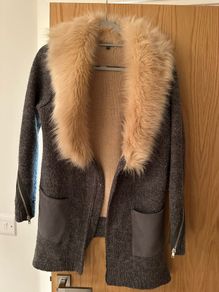 River Island Chunky Grey Cardigan With Peach Faux Fur Collar - size 10