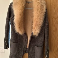 River Island Chunky Grey Cardigan With Peach Faux Fur Collar - size 10
