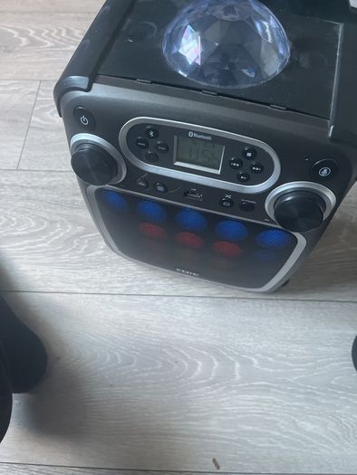 speaker
