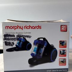 Morphy Richards 700w Bagless Vacuum Cleaner