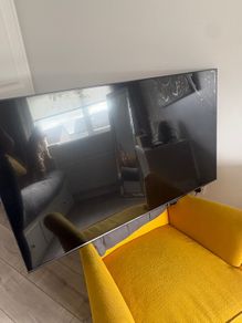 Samsung 50" QLED Smart TV