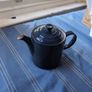 Le Creuset Tea Pot Image 2