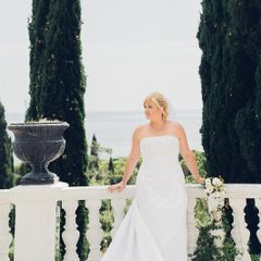 Wedding Dress for sale with free gift UK size 16-18