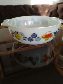 JAJ Pyrex Fiesta Mid Century Casserole Dish