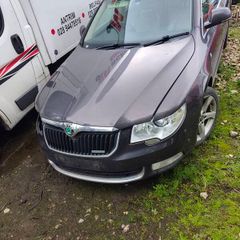 Skoda superb 2011 1.6 TDI