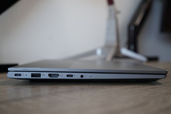 Lenovo ThinkBook 14 G7 | Core Ultra 5 | 16GB | 256GB