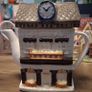 4 collectible teapots Image 5
