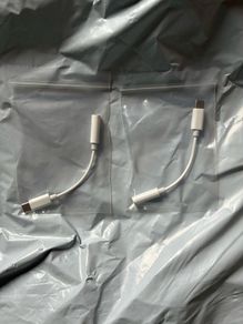 2 X AUX adaptors