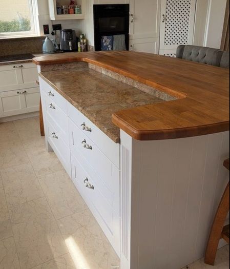 kitchen island great condition